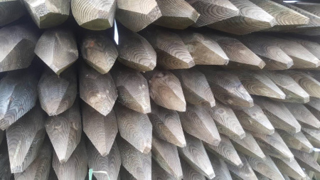 Столбы деревянные оцилиндрованные